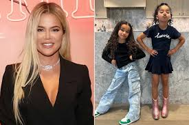 Khloé Kardashian's Daughter True and Cousin Dream's Adorable Pose: A Bond of Cuteness - 1