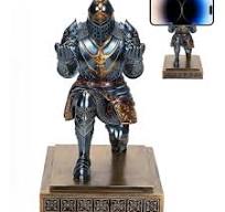 Knight Pen Holder