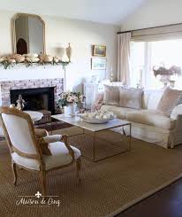 Romantic Fall Living Room Decorating With Soft Colors For Fall Country Style Living Room Decor Fall Living Room Country Style Living Room