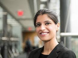 Lisa Centrella's Instagram, Twitter & Facebook