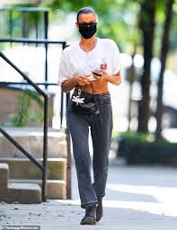 Jett was the eldest of three children, having a sister, ella bleu, and. Irina Shayk Goes For A Stroll In New York City Lipstick Alley