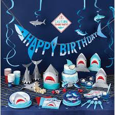 Square white plastic dinner plates | 10 plates. Shark Party Dinner Plates 8 75in 8pcs Party Zone