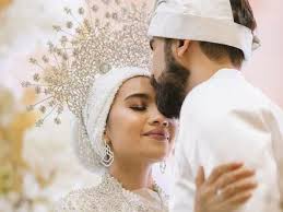Jadi mengapa tidak pergi lebih jauh untuk menjadikan tema itu unik untuk anda dan so anda? Nak Make Up Kahwin Cantik Ikut Warna Kulit Cuba Cara Ini Pesona Pengantin