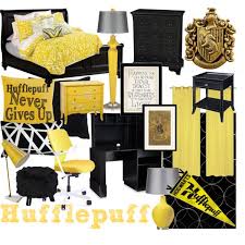 Hufflepuff Bedroom Hufflepuff Bedroom Harry Potter Room Decor Harry Potter Bedroom