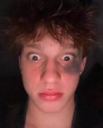 Devon Saville (@devsaville) • Instagram photos and videos