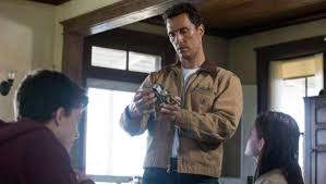 There is only one way to ensure mankind's survival: Interstellar 2014 Film Trailer Kritik