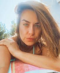 With carolina arregui, jorge zabaleta, maría elena swett, ingrid cruz. Crece Y Crece Ingrid Cruz Muestra Lo Grande Que Esta Su Hija