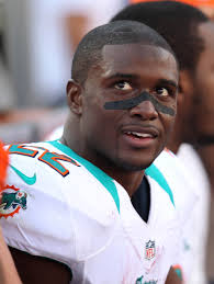 Lions get first crack at Reggie Bush