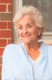 Anna Trainor's Instagram, Twitter & Facebook