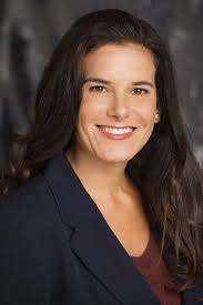 Donna Daly's Instagram, Twitter & Facebook