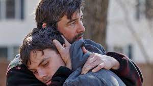 Drinking heavily to repress painful memories, he is shocked to discover after the passing of his sibling that he has been named his teenage nephew's legal guardian. Review Manchester By The Sea And The Tides Of Grief The New York Times