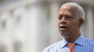 Town hall or therapy? Inside Hank Johnson's vent session in Gwinnett