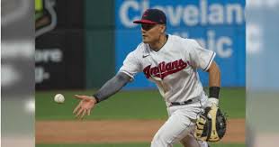 Infielder for the cleveland indians. å¼µè‚²æˆå†è¦‹å¤±èª¤ç¸½æ•™ç·´èªªè©±äº†
