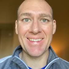 MANDRILL P.I. Issue #7 is out now! And that means it's time to highlight  our variant covers. First up Is Karl Hadrika! Because this book is set in a  cartoon world, I