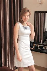 Lady sitting on bar chair. Dress Pics Very Sexy Ladies Free Porn Pictures