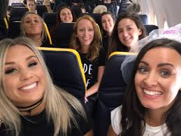 Ellen lawrence (@ellenwoodd)