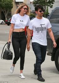 Gigi hadid and joe jonas are definitely one of showbiz's cool couples. Kendall Jenner Dating Nick Jonas After Gigi Hadid Plays Matchmaker Matching Outfits Matching Couple Outfits Matching Couple Shirts