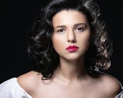 Jeanette Coon's Instagram, Twitter & Facebook