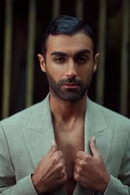 The Power of Headshots: How Professional Photos Can Elevate an Actor's  Career in 2024