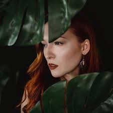 Bethany Ash's Instagram, Twitter & Facebook