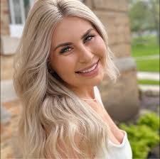 Andrea Olivarez's Instagram, Twitter & Facebook