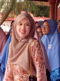 Penolong kanan hem b/p guru besar sekolah agama tengku amalin a'ishah putri jawatankuasa bimbingan dan kaunseling. Kaki Share Kalau Nak Tahu Inilah Yam Tengku Amalin Facebook