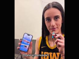 Caitlin Clark Shows Off Michael Phelps Screensaver