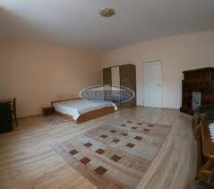 Se vinde apartament cu 2 camere 70 m². Apartament 3 Camere Satu Mare Centru