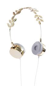 Kulakliklar Panosundaki Pin