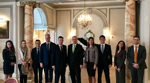 Jun 25, 2021 · trócsányi lászló fideszes európai parlamenti képviselő, a magyar jogász egylet elnöke köszöntőjében rámutatott: Trocsanyi Laszlo Igazsagugyminiszter Latogatasa Magyarorszag Nagykovetsege London