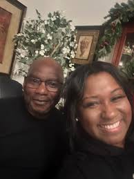 Enjoyed family time last night! Lots of fun, laughs and food! And that  spade table got real heavy last night! Nothing like family 🩷🩷