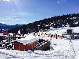 Si vous prévoyez d'aller au ski, de nombreuses stations sont prêtes à vous accueillir dans de très bonnes conditions. Skigebiet Formigueres Uberblick Informationen Skifahren Formigueres