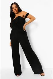 Guarda i modelli più eleganti per lavorare da casa in comodità senza rinunciare allo stile. Tutine Taglia Plus Taglie Tute Boohoo Com