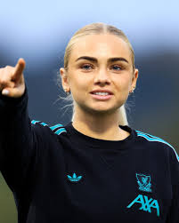 At 16 years and 347 days, Zara Shaw became our 7th youngest debutant in the  @barclayswsl era