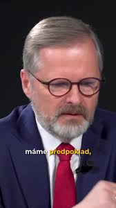 Chápu, že lidé jsou unavení, že některé věci se nám nedaří dělat lépe. Na  druhou stranu ale rostou reálné mzdy, klesají ceny energií, zvyšují se  důchody a ekonomice se daří.