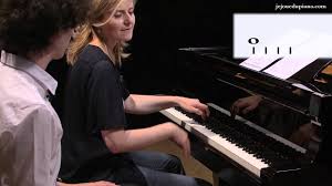 Partition digitale à imprimer à l'unité et en toute légalité. Cours De Piano En Ligne Pour Les Debutants