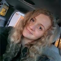 Lindsey Kern's Instagram, Twitter & Facebook