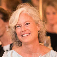 Janet Hardie's Instagram, Twitter & Facebook