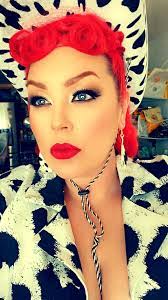 Vida Rose's Instagram, Twitter & Facebook