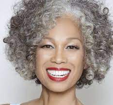 Cabelos 15 Estilos Diferentes Natural Hair Styles Beautiful Gray Hair Curly Hair Styles