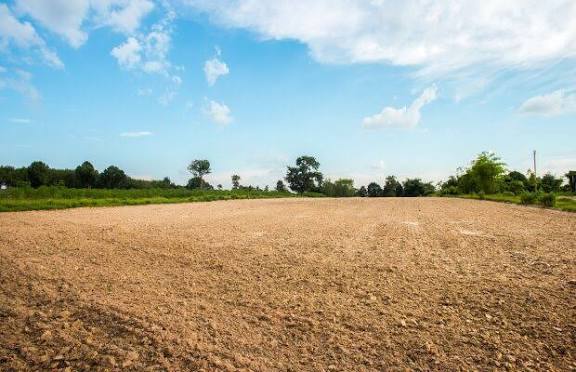 چگونه زمین مناسب برای ساخت پیدا کنیم؟ 