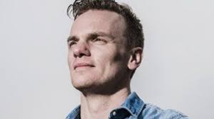 Dutch climber Eric Arnold achieves dream of conquering Everest but dies