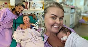 Eliza Baird's Instagram, Twitter & Facebook