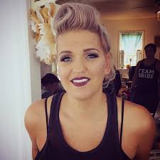 Angie Del Vecchio makeupartist.