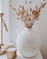Having established our brand as the premier quality exporter of dried flowers for over two decades, we now have diversified clientele across the world. 170 Dried Decorative Plants Ideas In 2021 Dry Plants Dried Flowers Plant Decor
