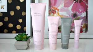 An independent beauty consultant can share treatments and regimens that are specific to your skin care needs: Review Mary Kay Timewise Miracle Set 3d Skincare Miranda Loves