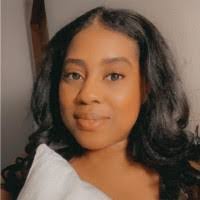 Selena Hill's Instagram, Twitter & Facebook