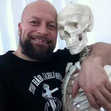 What is causing the intermittent throttle response and oil