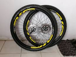 Stiker sticker seli sepeda lipat velg decal motif deca rims 16 20. Jual Decal Stiker Pelek Sepeda Enve Bahan Premium Di Lapak Boentooth Bukalapak