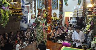 Bàn thêm về tín ngưỡng thờ Mẫu | Báo ...